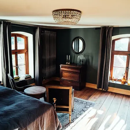 Gutshaus Blauer Affe